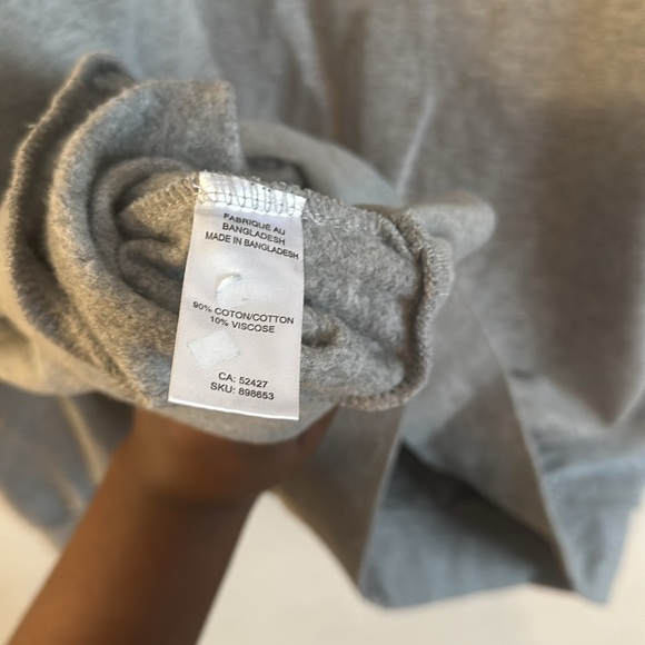 Grey Walmart Canada Sweater (XL) - Picture 4 of 5